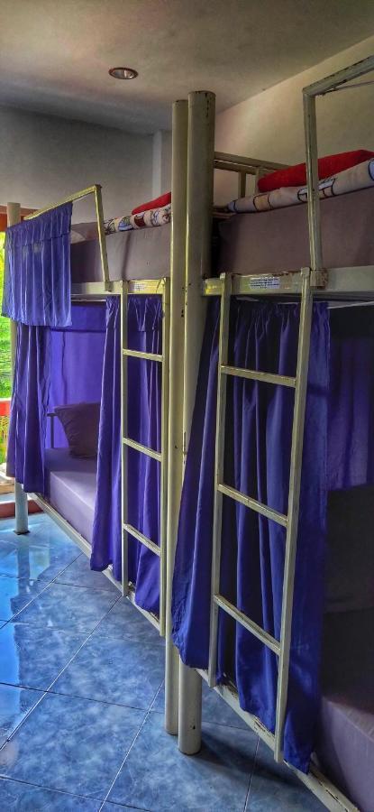 Baan Kai Hostel Baan Khai Ngoại thất bức ảnh